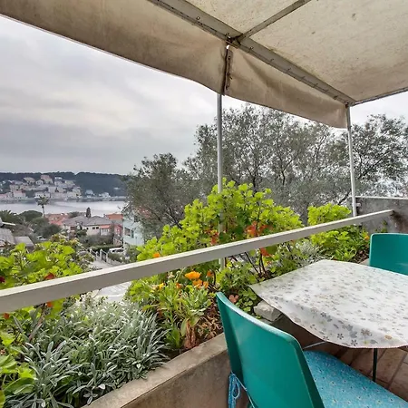 Apartments Mirella Mali Losinj Exterior photo