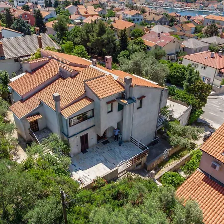 Apartments Mirella Mali Losinj Exterior photo