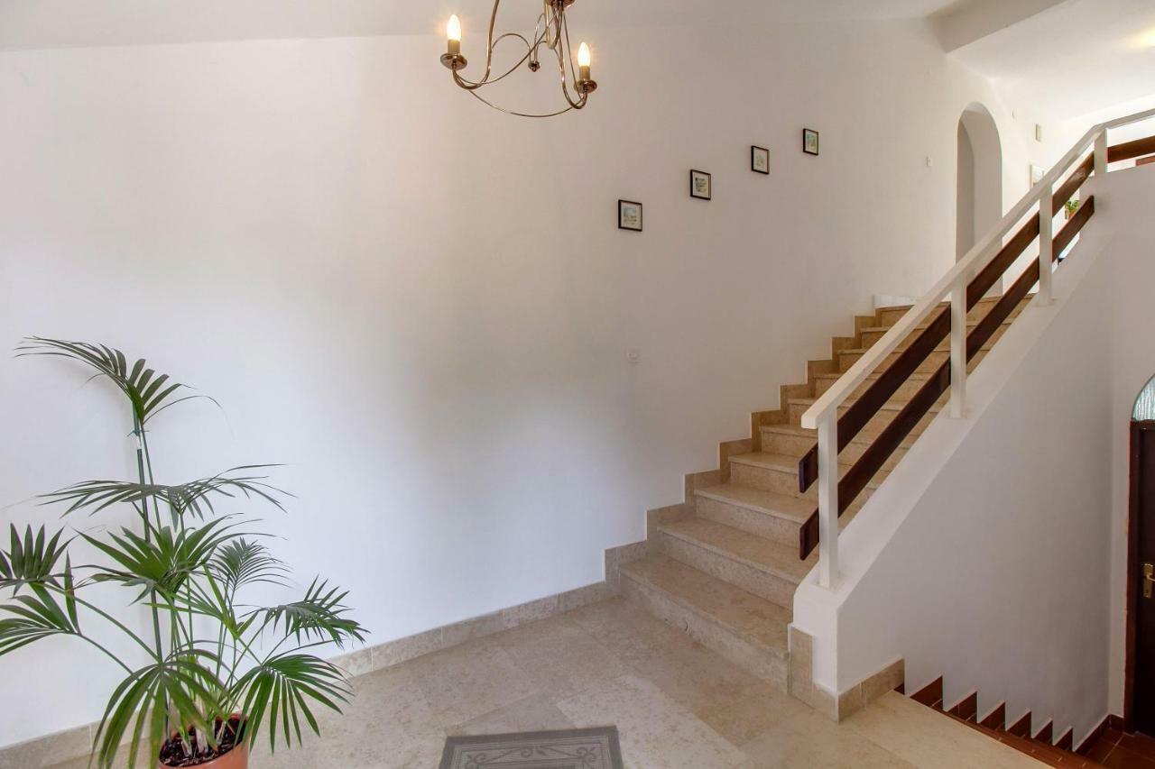 Apartment Mirella *