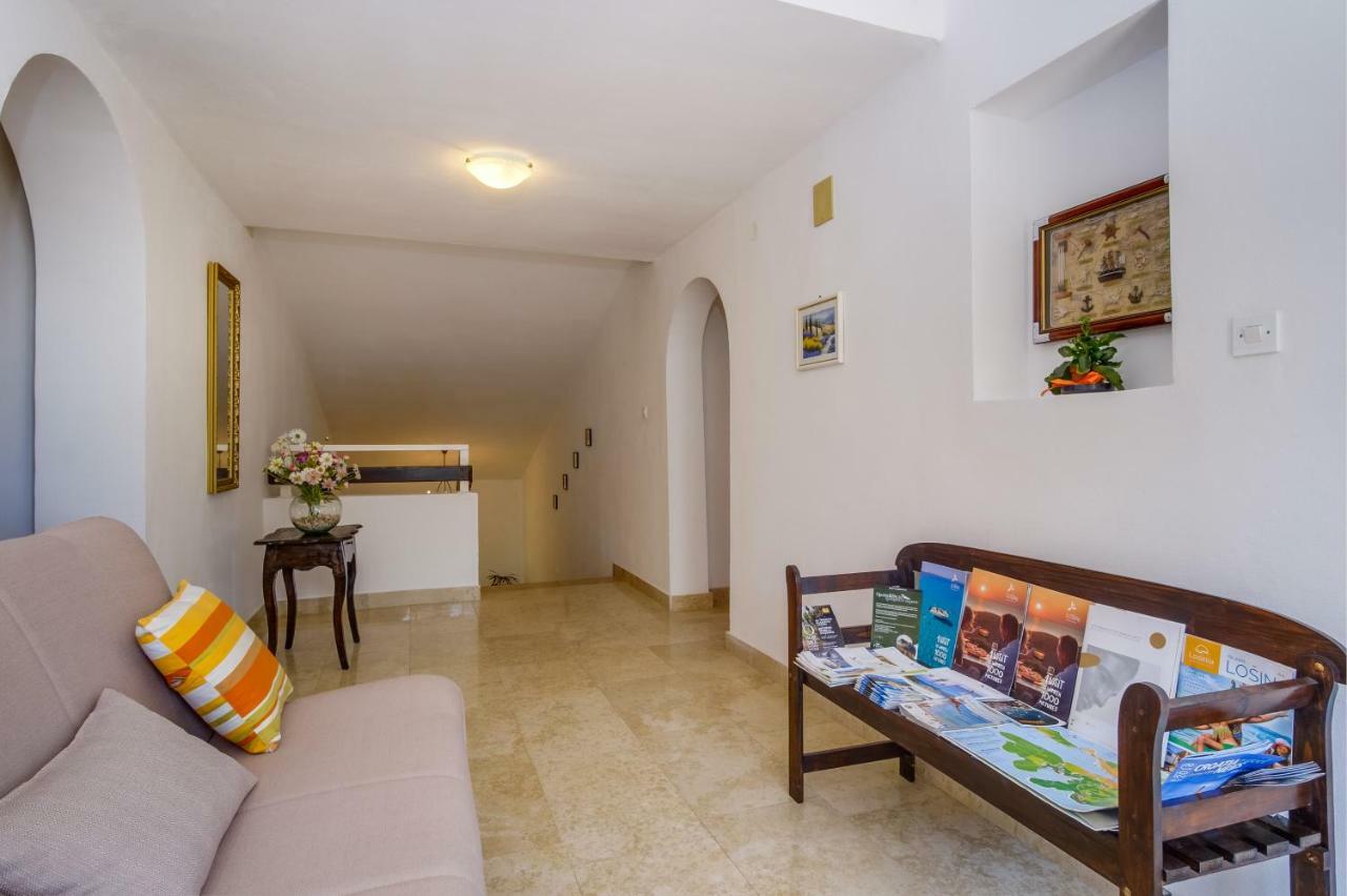 Apartment Mirella Mali Losinj